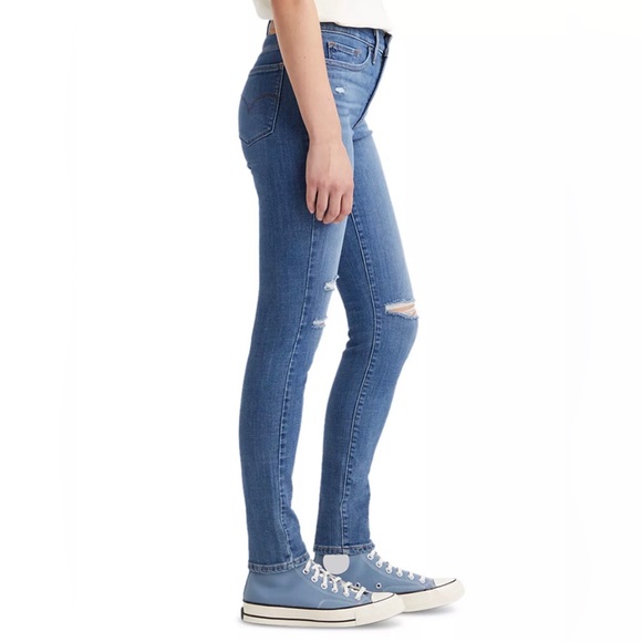 NWT Levi’s 311 Hypersoft Shaping Skinny Jeans Lightly Distressed Denim Size 16 - Picture 7 of 16